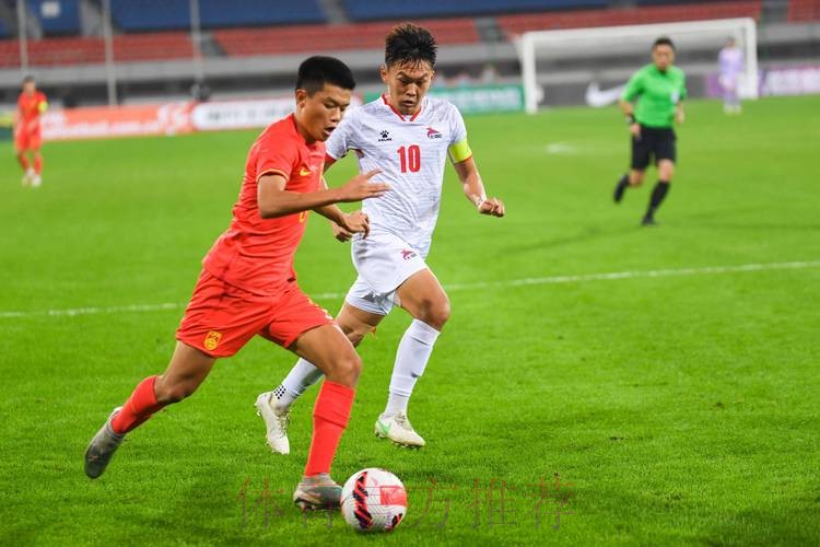 点将 | 熊猫杯今晚打响 国青27名小将正式亮相! 点将 | 熊猫杯今晚打响 国青27名小将正式亮相!